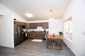 Farmville Modern Farmhouse - Image 4