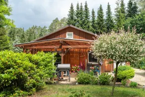 Cottage in the green with large garden and terrace - Image 2