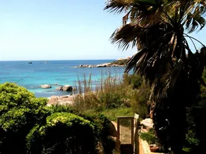 Villa + pool on the beach - Image 4