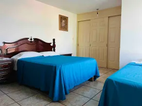 Apartment with private bathroom for 5 people - Image 2