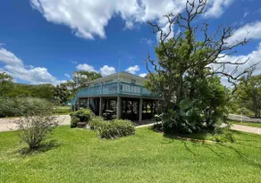 Bayfront Home w/ Amazing Water View & Fishing Pier - Image 2