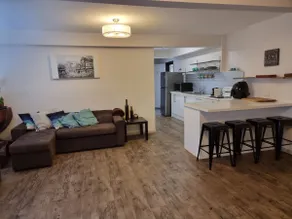 In the heart of Sawtell 2 Bedroom Renovated Unit - Image 2