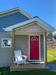 Cozy & Private Modern Bungalow | Downtown Clarion - Image 4