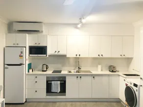 The STAR: Private, Quiet, Modern Spacious 1bedroom - Image 4