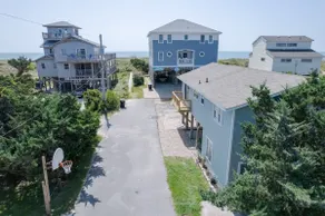 Only Five Steps From The Beach Access! - Image 3