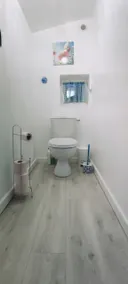Clean and Cozy Studio - Image 4