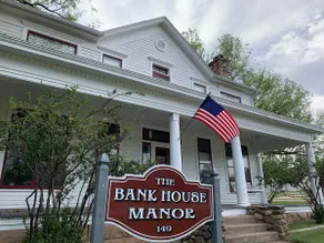 Historic 1887 Bank House - Renovated & Timeless - Image 3