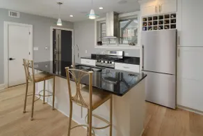 2Br/2BA WalterReed,NIH close,Walk to shops, Metro, - Image 4