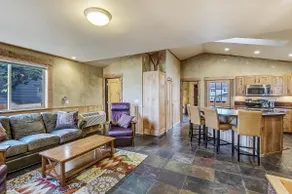The Birdseye House - Image 2
