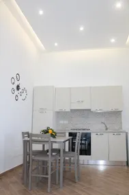 Sunset House - Image 3