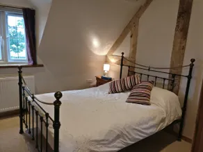 Spacious and cosy country cottage - Image 2