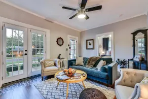 The Harty House - Walking Distance to Downtown! - Image 5