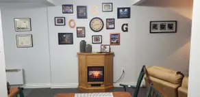 Spacious and quiet 1 bedroom basement appartment. Large quiet apartment of one bedroom. - Image 4