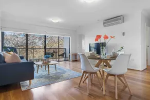 King's Park 2BR CBD Apartment with FREE Parking - Image 4
