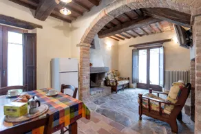 Tuscan farm with pool in the nature - Image 4