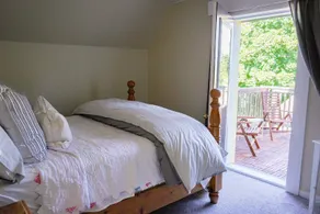 Golf,Ski 2 BR Century Home in Downtown Orangeville - Image 3