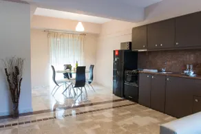 Marathon Eco Stay - Image 4