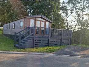 Foxwood Lodge Private Hot Tub Getaway - Image 4