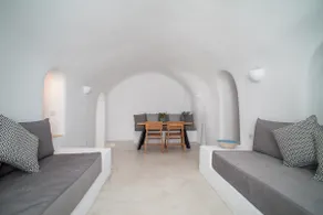 RadiantSantorini Junior Cave Suite With Jacuzzi - Image 4