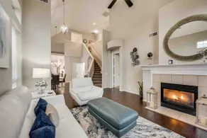 ★One of a Kind! Relaxing Home in Frisco 3BR 2.5 BA - Image 2