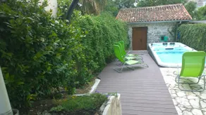 House with current pool and hot jacuzzi - Image 4