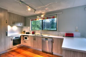 Cove Beach Apartment 2 - Image 3