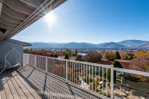 Spacious home with Gorgeous Views - Image 5