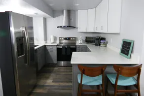 Cozy&Spacious 2Bed Gem: Private, Kitchen, Near DIA - Image 4