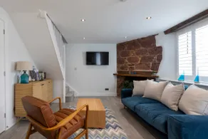 Luxury Beach Cottage on the fabulous Devon Coast - Image 3