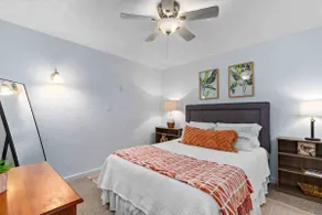 🍊Entire Adorable Cottage in Historic District. NEW - Image 3