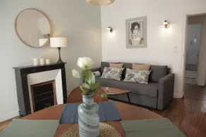 2 rooms at the foot of the metro 4 Person - Image 3