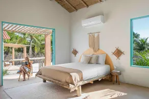 Full Coral Bungalow, 300 meters of paradise beach. - Image 2