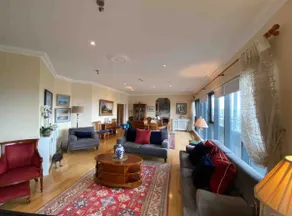 Dublin Seaview Luxury Penthouse Sleeps 6 - Image 2