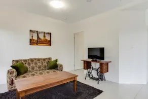 Home away from home - Image 3