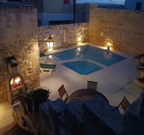 Traditional and charming 3 bedroom farmhouse with pool - Image 5