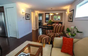 Quiet North Vancouver Suite - Image 3