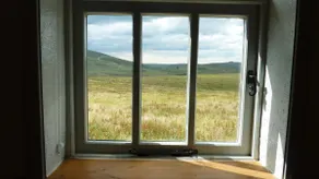 Hazel Barrow Farm Cottage - Image 4