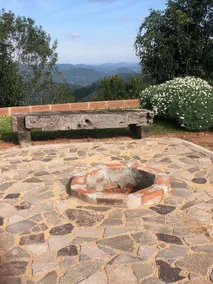 Stone cabin - Image 3