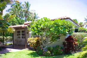 300 feet of Private Beach for your use - Image 2