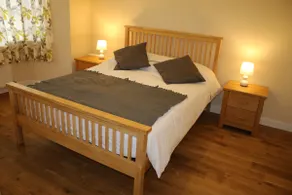 House near Epsom, ideal for business travelers - Image 4