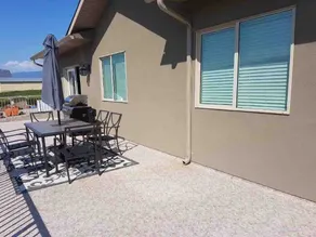 Modern + Spacious Vineyard View 2 bedroom. Unit #1 - Image 4