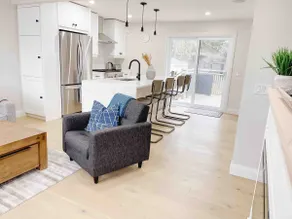 Cottontail Long Point 4 Bedroom Cottage minutes to the beach - Image 4