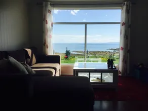 Arctic house by the sea, Vadsø, Varanger - Image 3