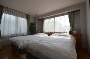 [Asahi House] Free parking for 1 car/1LDK (Japanese and Western-style room) private house (57㎡) near Kawaramachi Station and Kuribayashi Station - Image 4