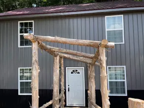 Cozy Cliff Cabin - Image 2