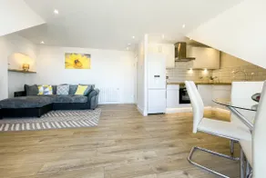 The Penthouse - Image 5