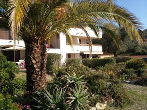 air-conditioned apartment with sea-view terrace - Image 3