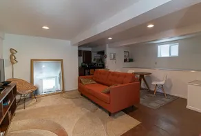Walkable Location + Parking | AC & Washer/Dryer - Image 2