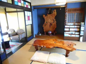 UKA HOUSE - Image 2