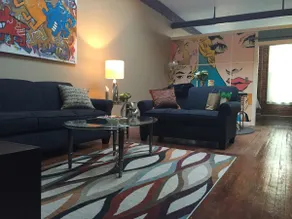 510 Studios Loft East - Image 2